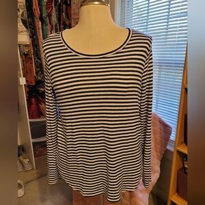 Old Navy soft knit long sleeve top